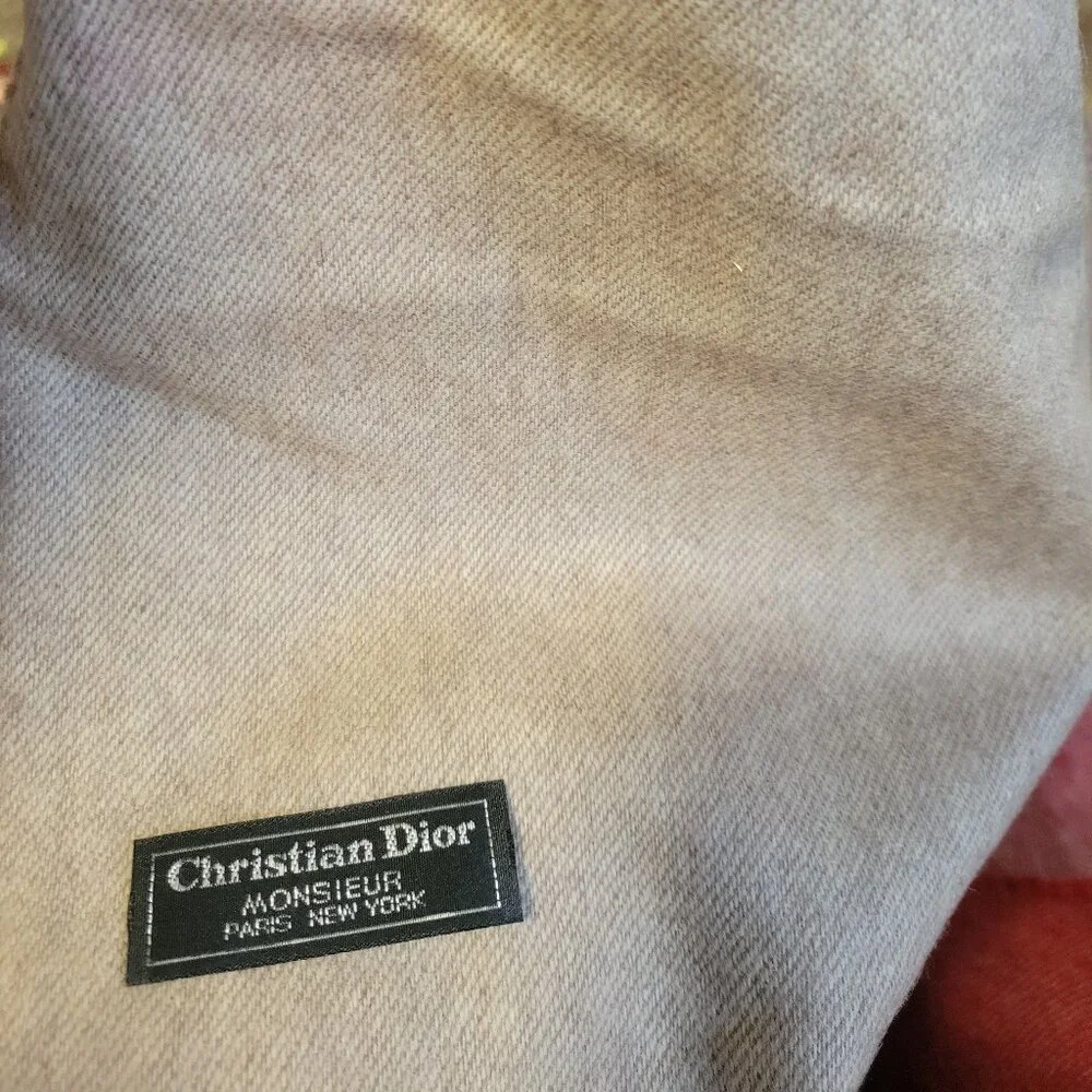 Vintage Men's Or Women's 100% lambswool Scarf Christian Dior